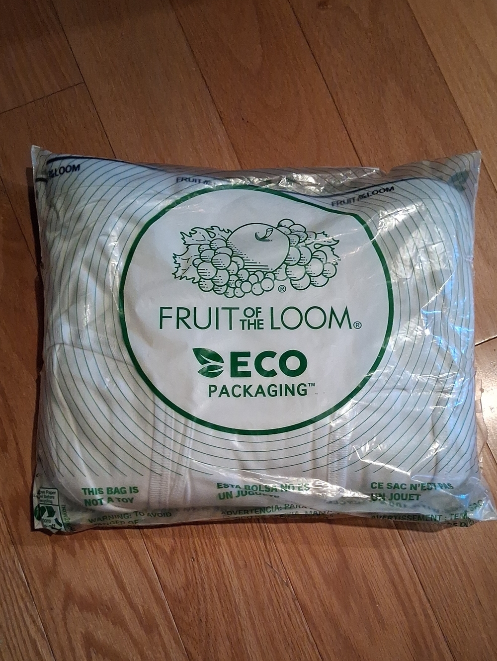 Fruit of the Loom Men's White Briefs, 9 Pack, Size Large, NWT